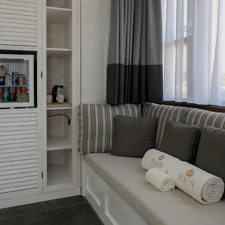 Hotel Avalon Boutique &