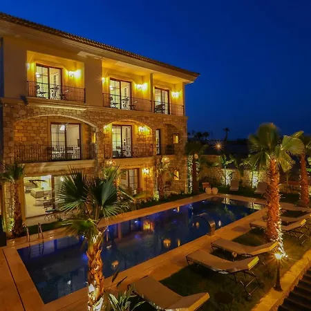 Avalon Boutique & 3*