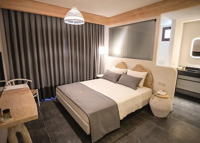 Hotel Avalon Boutique &