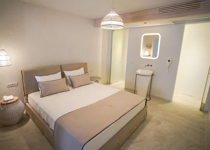 Avalon Boutique & Hotel