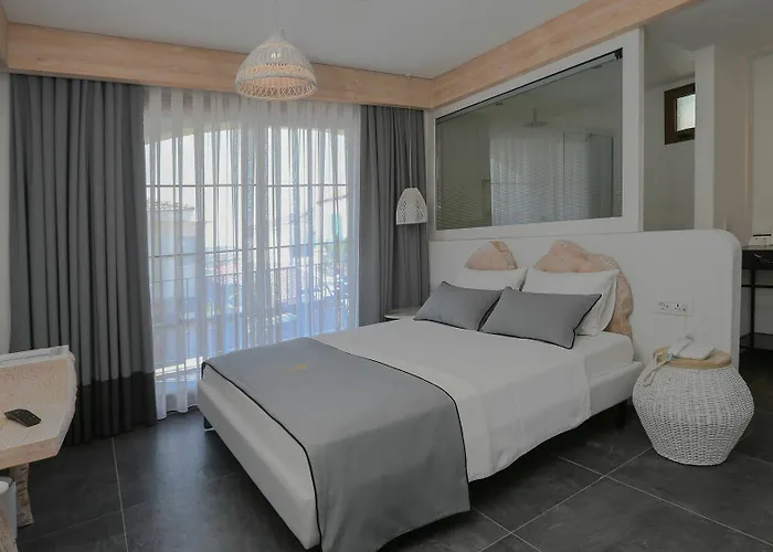 Avalon Boutique & 3* Alaçatı