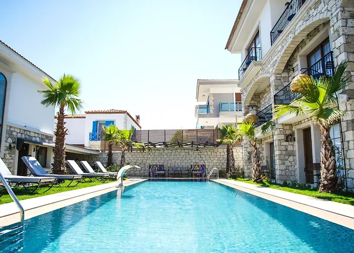 Hotel Avalon Boutique &