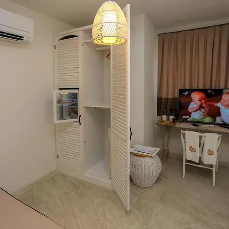 Hotel Avalon Boutique & 3*