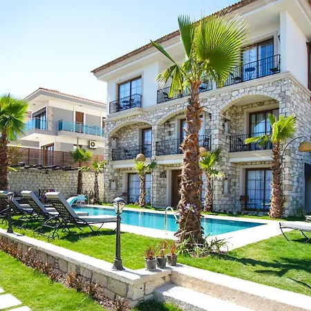 Отель Avalon Boutique & Алачати