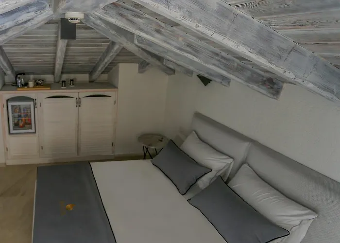 Avalon Boutique & Отель Алачати