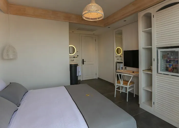 Avalon Boutique & Отель